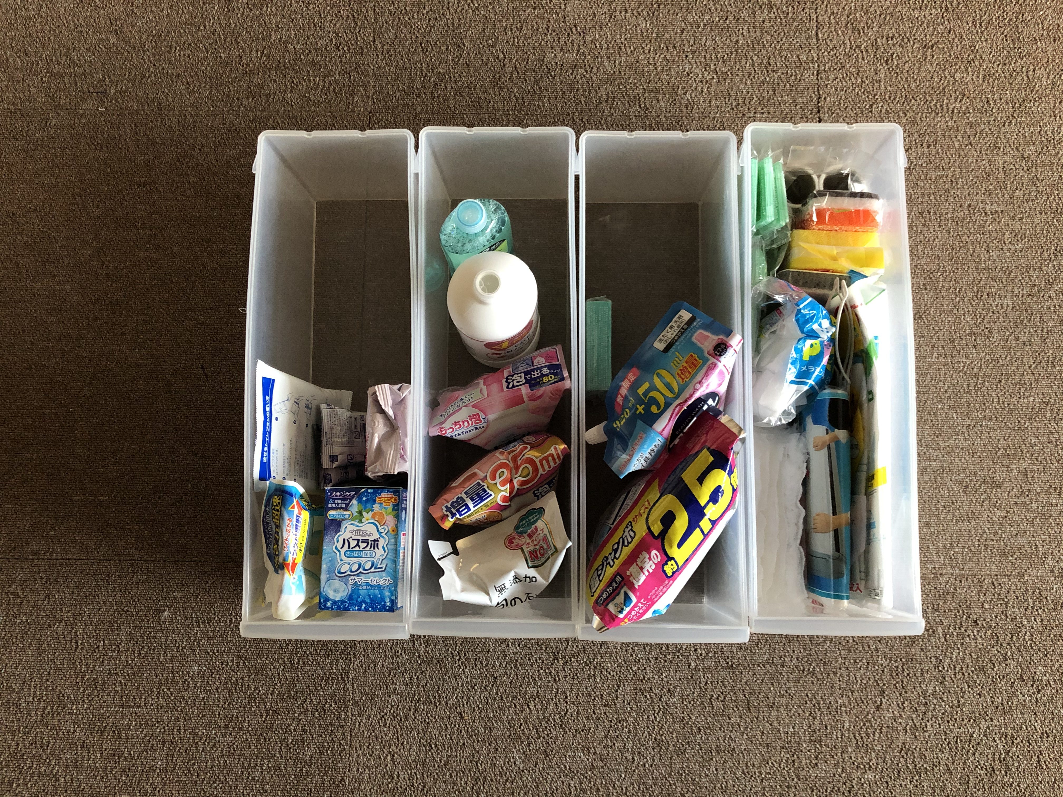 カオスな『日用品ストック収納』を何とかしたい！無駄買いも少なくなりそうです。 ともばたけ